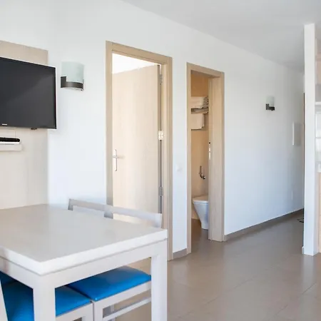 Apartamentos Vistamar II Playa d'en Bossa Exterior foto